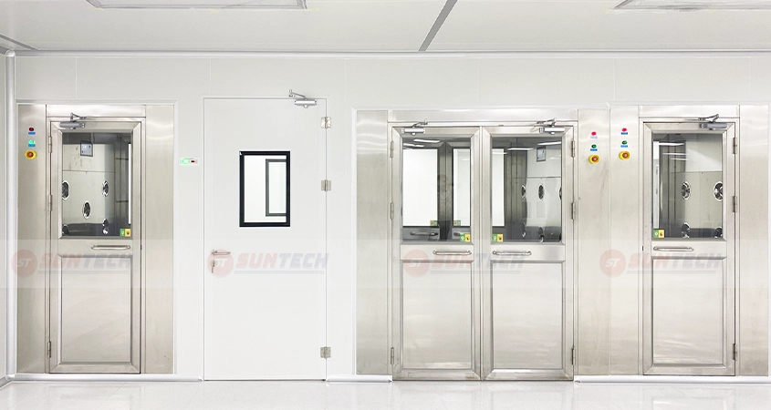 Air Shower trong phòng sạch điện tử